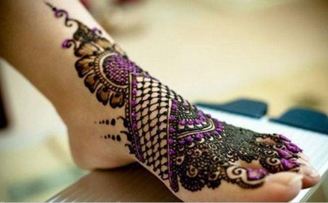 colourful bridal mehandi